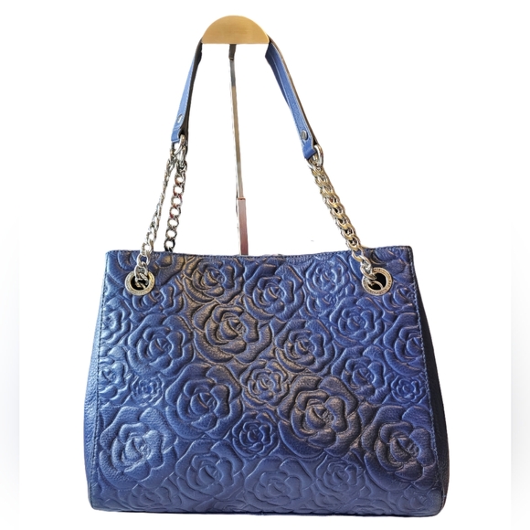 Karl Lagerfeld Paris Rose Textured Tote / Shoulder Bag - Picture 2 of 10